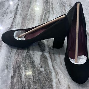 ONO Black suede pumps, size 8.5. Never worn